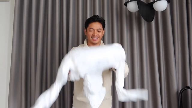 I Went Online Shopping for my Girlfriend! | David Guison смотреть онлайн