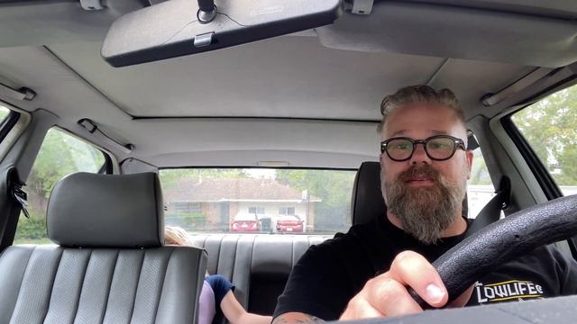 Driving my 1987 190D (w201) смотреть онлайн
