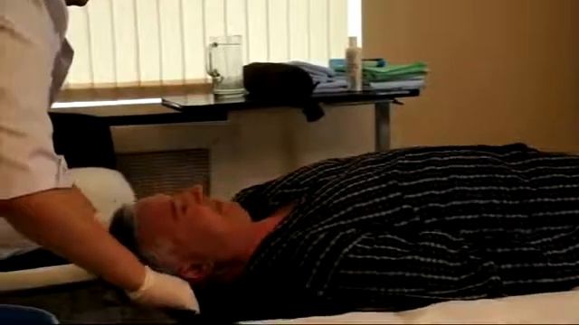 Позиционирование больного в кровати на спине смотреть онлайн