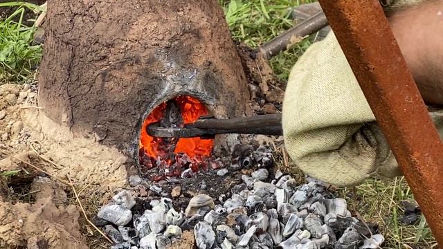 Реконструкция варки железа. Кузнецкая крепость. 2020. Часть 8 смотреть онлайн