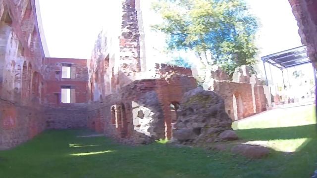 Замок крестоносцев Grobiņa.Экскурсия дилетанта 2 смотреть онлайн