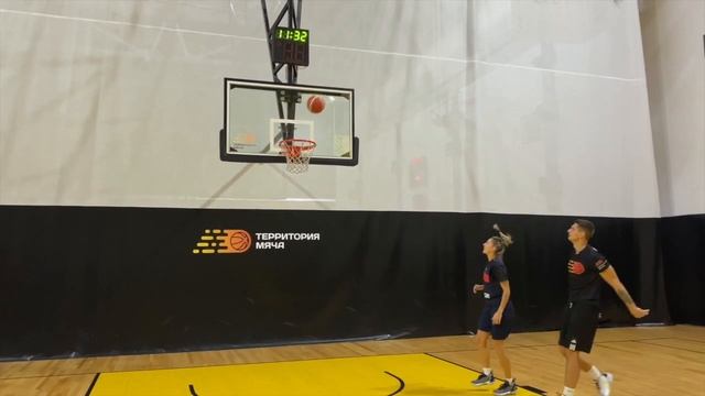 БАСКЕТБОЛ | КАК ИСПОЛЬЗОВАТЬ ЩИТ, ЕСЛИ ЗАКОНЧИЛОСЬ ВЕДЕНИЕ? смотреть онлайн