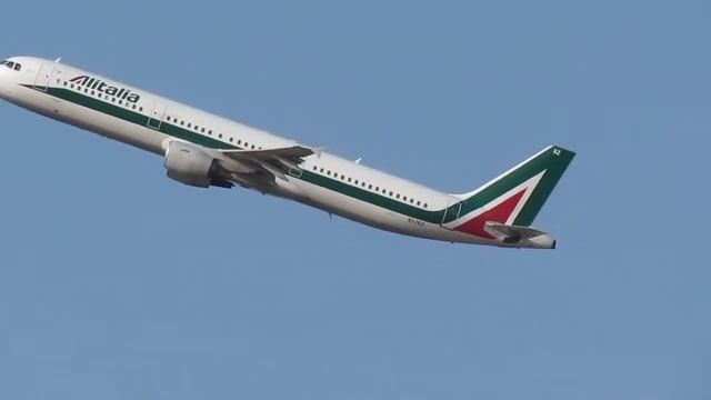 Alitalia Airbus A321 | SLR Canon Powershot SX30 IS смотреть онлайн