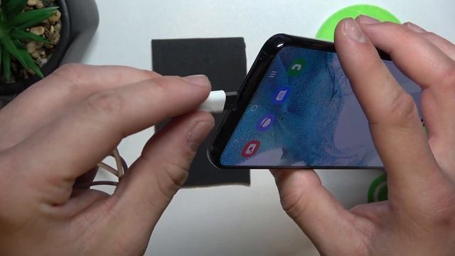 How to Connect Wired Headphones to Samsung Galaxy S22? смотреть онлайн