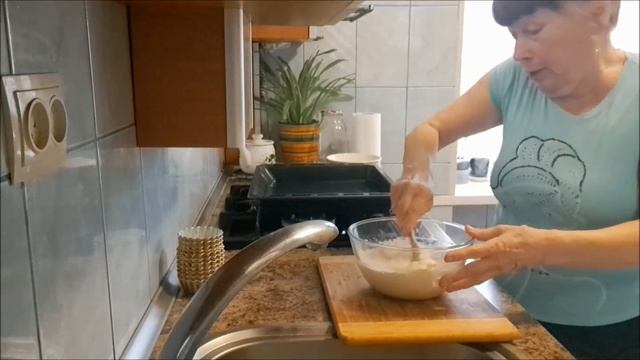 КЕКСИКИ  НА КИСЛОМ МОЛОКЕ ЗА 15 МИНУТ