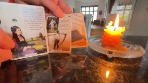 Вызов мужчины на разговор. Стоит ли дальше продолжать отношения? ? #колена таро