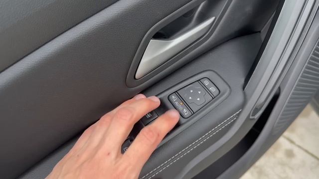 Dacia Duster (Facelift) 2023 - Detail Review In 4K | Journey 4x4 (Exterior - Interior)