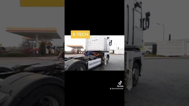 Renault Magnum niezawodna ciężarówka. #renault#magnum#diesel смотреть онлайн