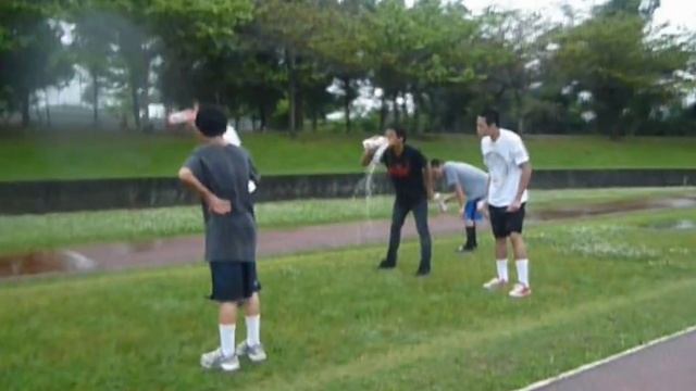 Milk Race Okinawa смотреть онлайн