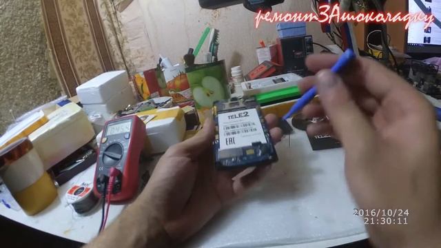 Tele2 Mini после воды, не заряжается, но включается/after water, does not charge, but turns on смотреть онлайн