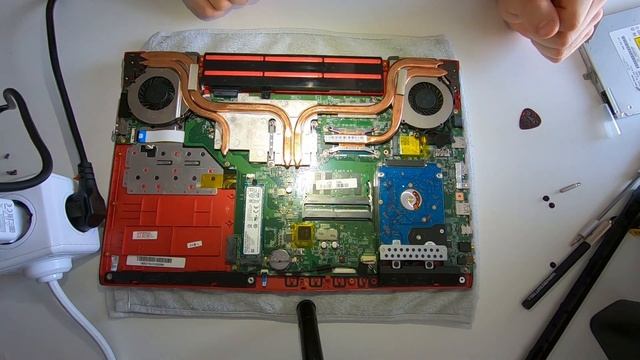 Апгрейд аперативной памяти лаптопа MSI GP62 6QF Leopard Pro смотреть онлайн