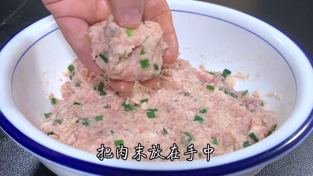 不油炸的莲藕丸子才好吃，阿光教你做法，营养又美味，比买的好吃【阿光廚房】#莲藕丸子 #蓮藕食譜 #lotusrootrecipe смотреть онлайн