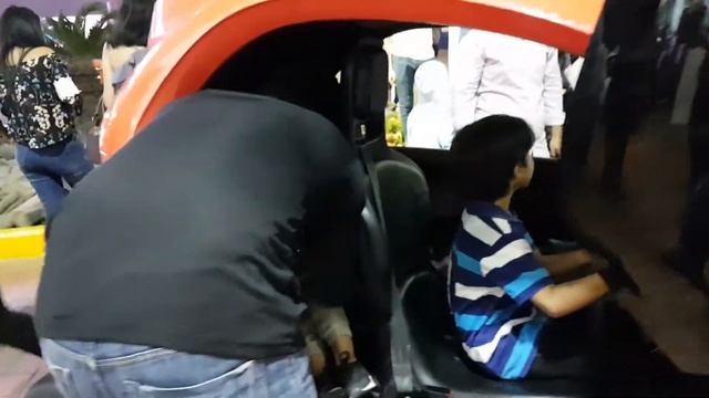 #Autoshow 2018 #Guayaquil #Renault #Twizy смотреть онлайн