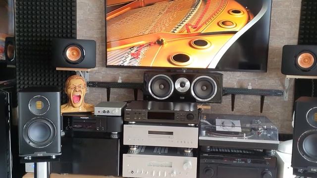 #Battle Elac BS 243.4 vs. KEF LS 50 смотреть онлайн