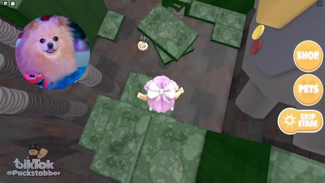 УБЕГАЮ ОТ ГИГАНТСКОГО ГУБКИ БОБА В РОБЛОКС | ROBLOX смотреть онлайн