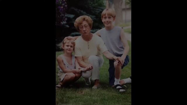 In loving memory... смотреть онлайн