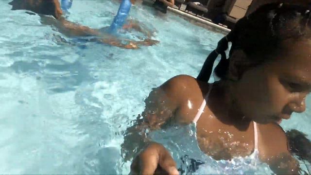 pool day смотреть онлайн