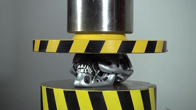 ГИДРАВЛИЧЕСКИЙ ПРЕСС ПРОТИВ ТЕРМИНАТОРА Т800