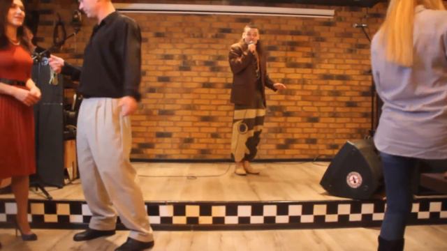 Ден Лаврин - Мантрапесня Шиве (Ом Намах Шивайя) смотреть онлайн