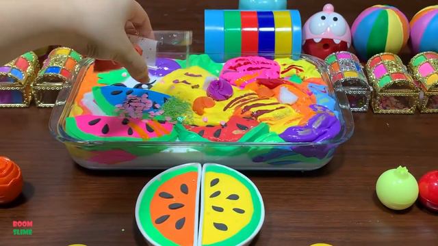 SATISFYING WITH CLAY PIPING BAG & FOAM SLIME and GLITTER_Mixing Random Things Into GLOSSY Slime.mp4 смотреть онлайн