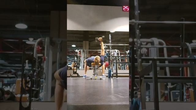 05.07.2020 жим гантели по одной руке 8кг (1прав.2левой) смотреть онлайн