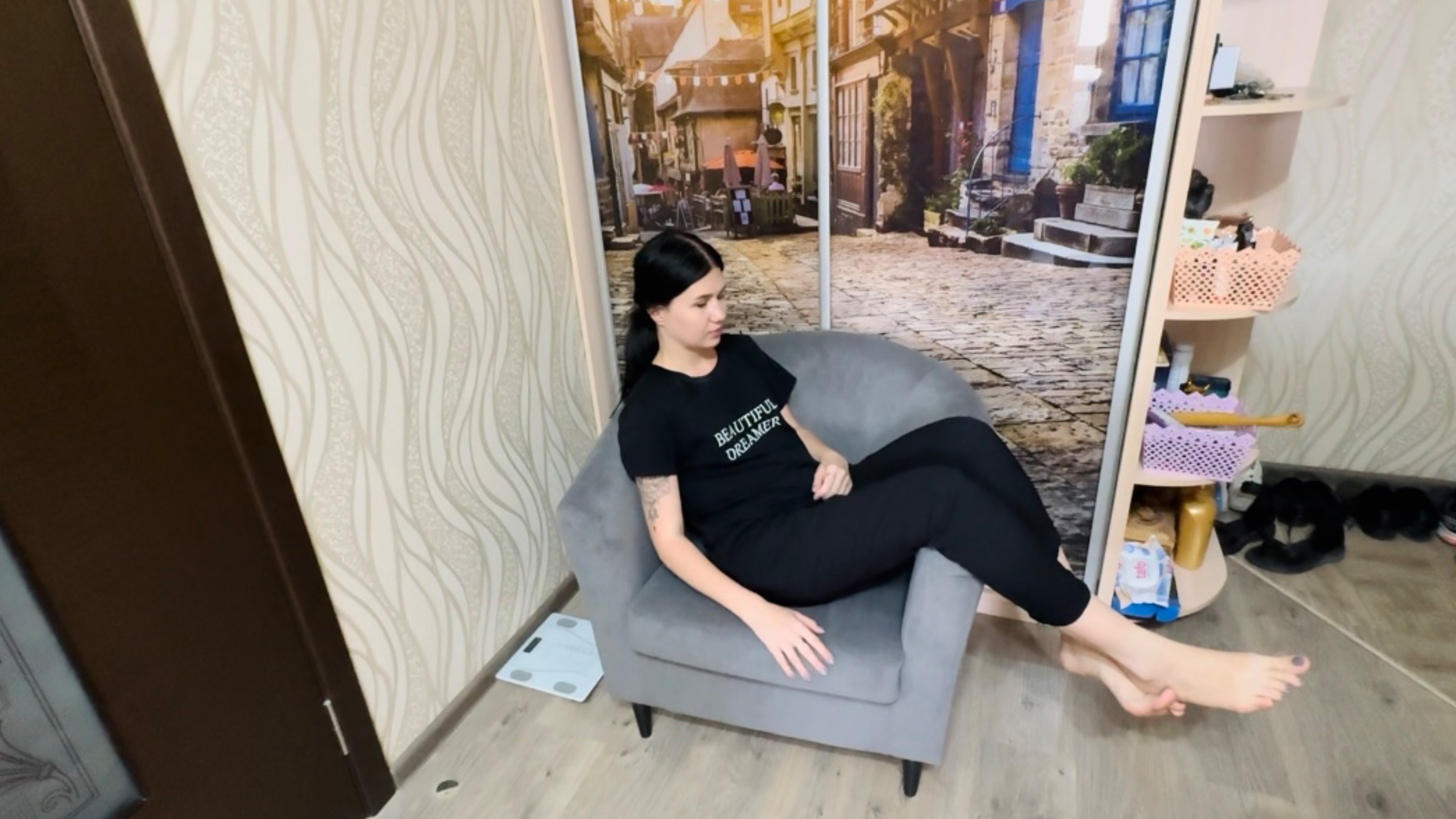 Влог ♥️ Заказали классные товары для дома 🏠 Пришли на квартиру, не работала электрика в прихожей смотреть онлайн