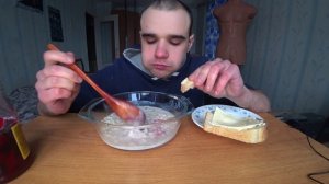 МУКБАНГ/АСМР ОВСЯНАЯ КАША//ГЕРКУЛЕС//ОВСЯНКА/БУТЕРБРОДЫ-ХЛЕБ,МАСЛО/ВАРЕНЬЕ/ EATING/ASMR/Mukbang#336