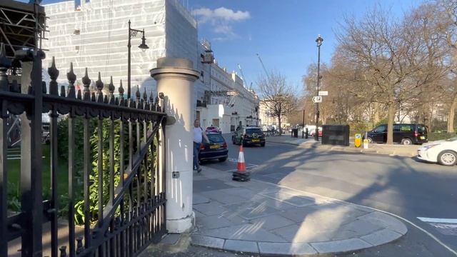 London, England Uk ??, walking in the City of Westminster, Belgravia, Knightsbridge 4k 2022-4k HDR смотреть онлайн