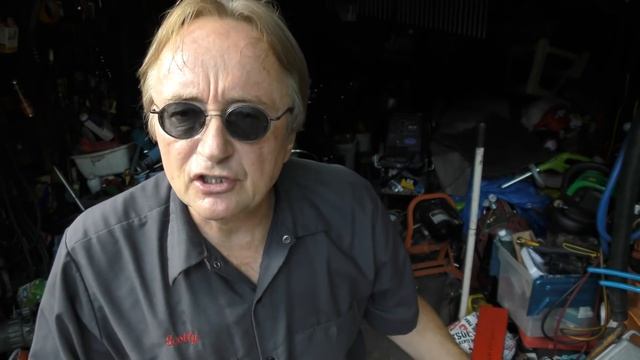 Here's Why Changing Your Transmission Fluid Can Cause Damage смотреть онлайн