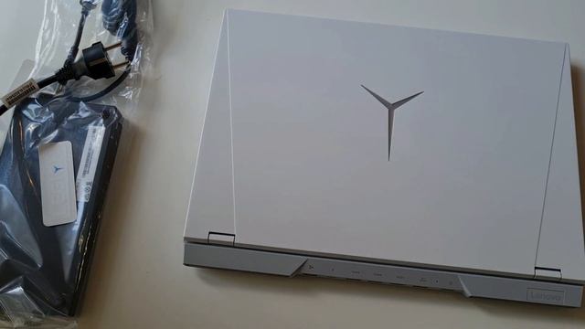 Unboxing Lenovo Legion 5i Pro (2021) Stingray White | Intel i7-11800H | RTX 3070 смотреть онлайн