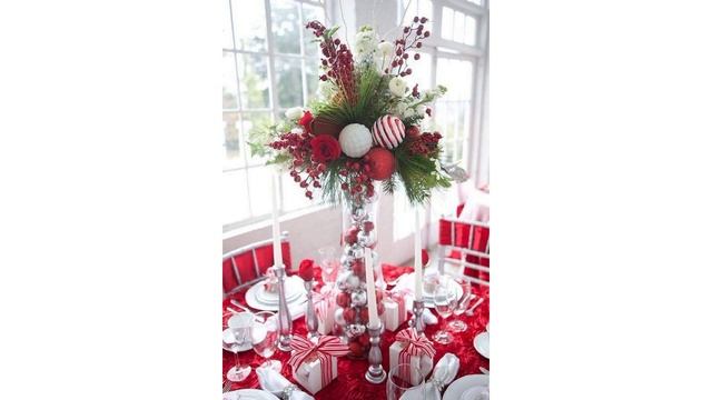 Примеры интерьера, сервировка стола к Новому 2024 году.