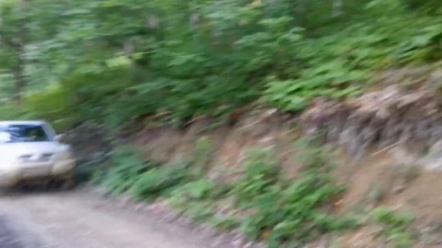 Паджеро прыгает смотреть онлайн