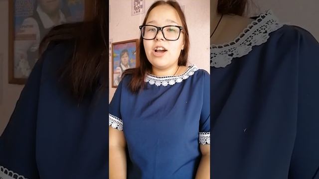 Ксения Королёва читает произведение «Мне осталась одна забава...» С.А.Есенина. смотреть онлайн
