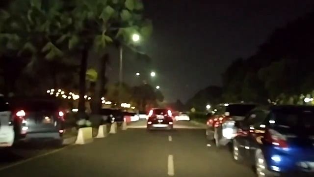 Terang Benderang Sinar Kuning SiKecil 3 mata SQL, M60 lebih terang daripada sinar lampu Jalanan #ot смотреть онлайн