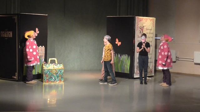Спектакль "В гостях у сказки" (продолжение) смотреть онлайн