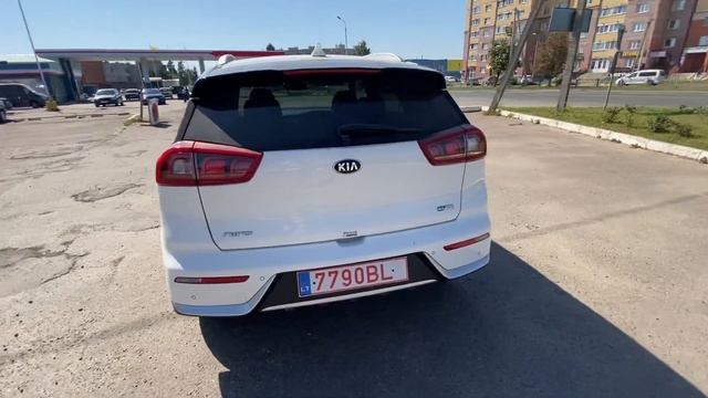 Kia Niro Hybrid из Европы. Обзору быть Да или Нет? Псков. смотреть онлайн