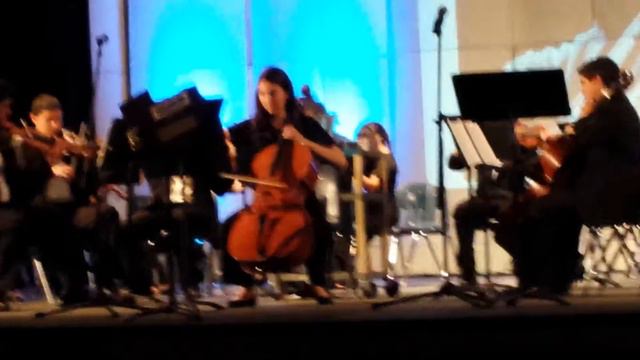 Perla cardenas playing Song of the birds by Pablo casals смотреть онлайн