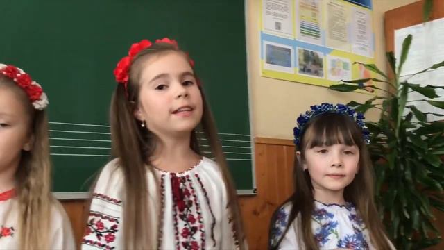 "На зеленому горбочку" Маргарита Каландарішвілі, Віталіна Слива, Софія Криворука смотреть онлайн