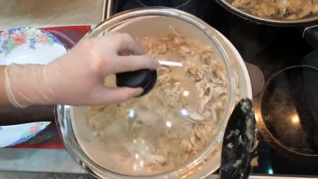 Готовим Жульен с курцей и грибами! Toyuqli və göbələkli julienne! смотреть онлайн