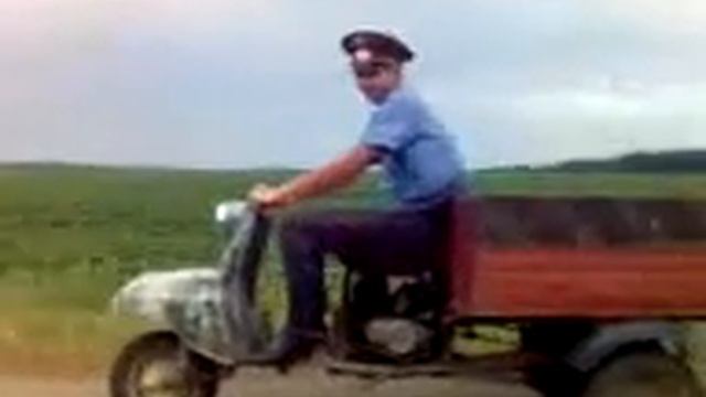 Мент на муравье смотреть онлайн