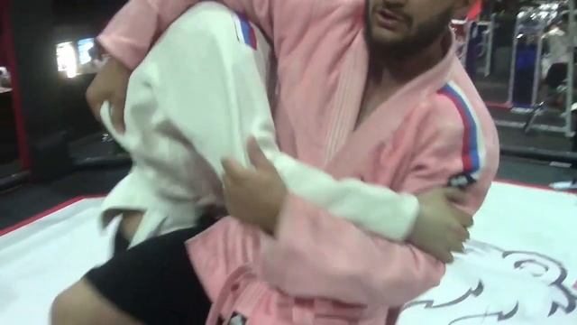 Обманка с броском (голень под обе ноги). смотреть онлайн