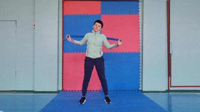 Комплекс ОРУ с гимнастическими (лыжными) палками смотреть онлайн