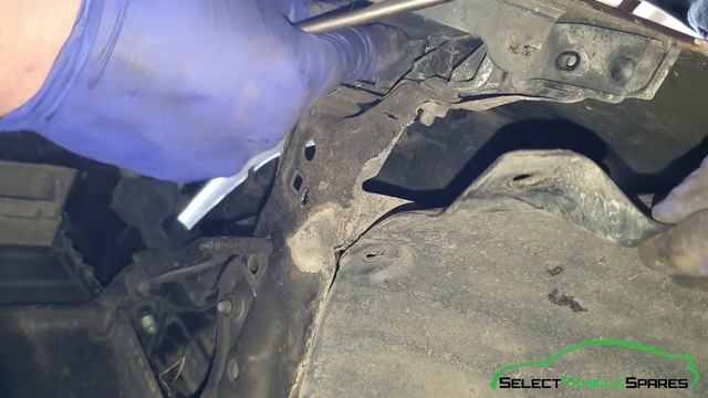 AUDI A3 8P - How To Remove Headlight Headlamp Removal Replacement 2004-2012 смотреть онлайн