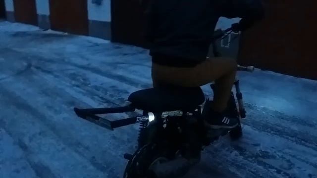 Зимние покатушки на Yamaha Slider смотреть онлайн