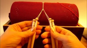 Как сплести  плетешок на коклюшках? Осваиваем кружевоплетение на коклюшках