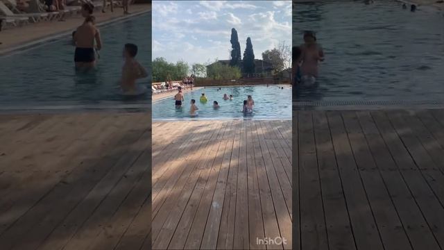 Гранд отель Россия , Гудаута конец октября смотреть онлайн