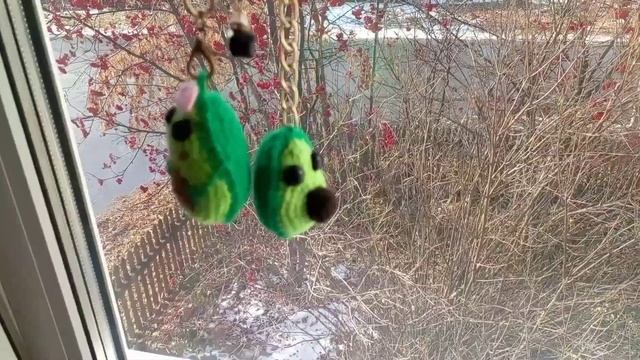 брелок авокадо смотреть онлайн