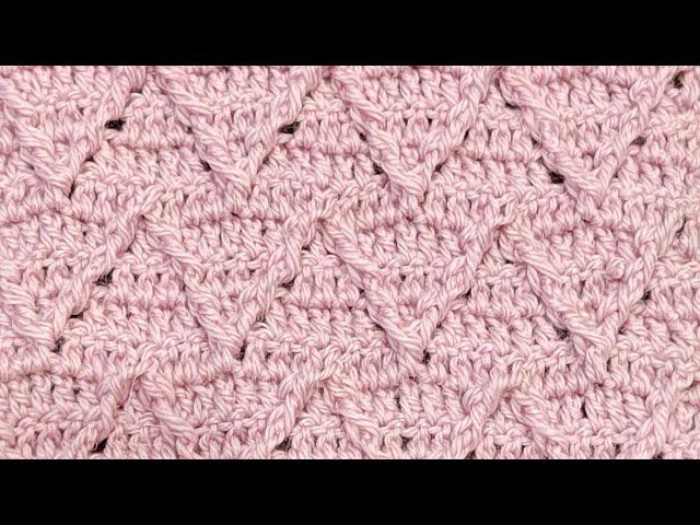 Нашла интересный узор для кардиганов крючком