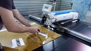 Шаблонный швейный автомат: вшивание молнии; карманов: рамка, листочка; материал синтепон 300 | ТМТ