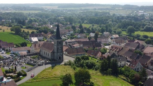 Bourogne, vue du ciel Juillet 2021 смотреть онлайн